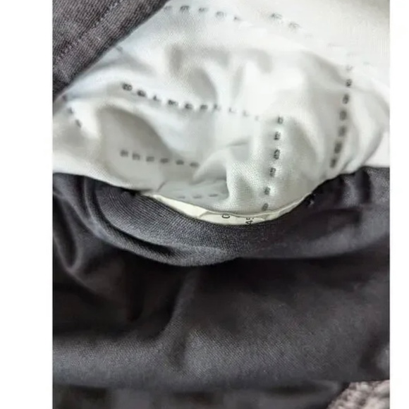 Under Armour Coldgear Reactor 3G Vest Women's Small Black Quilted Cowl Neck - Picture 7 of 9